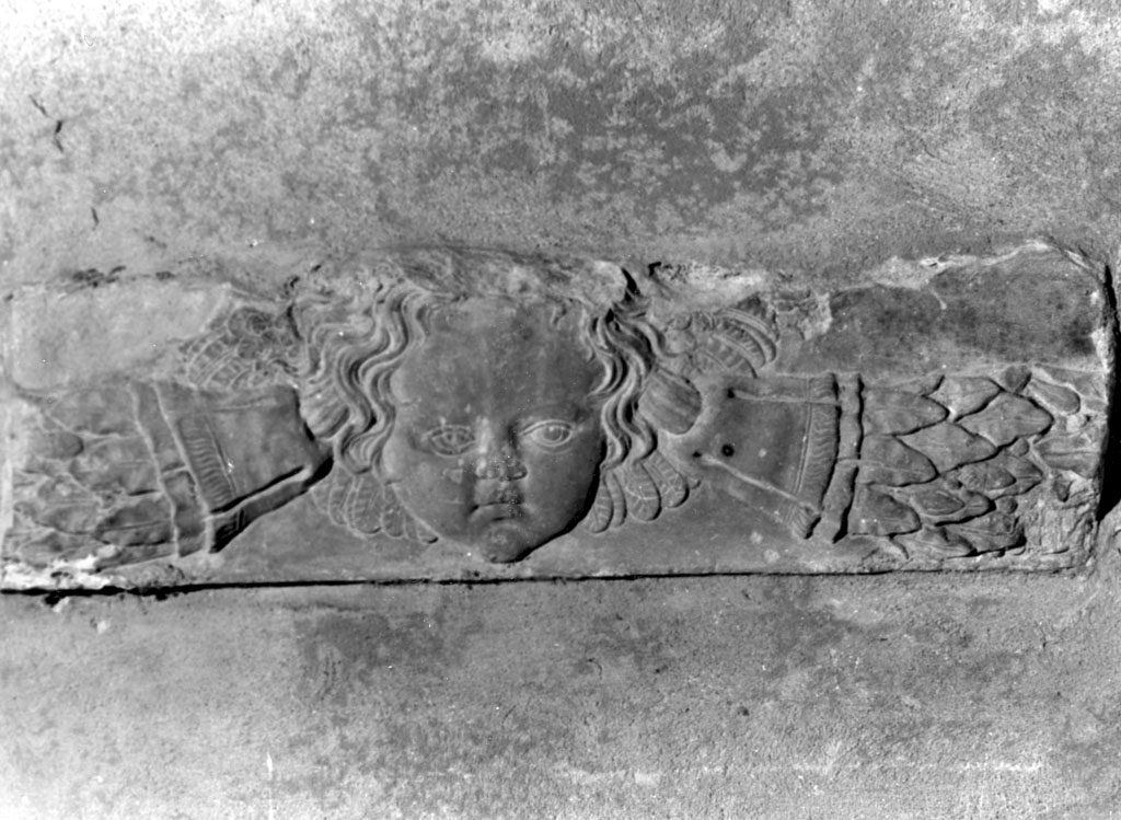 angelo (rilievo, frammento) - bottega toscana (inizio sec. XVIII)