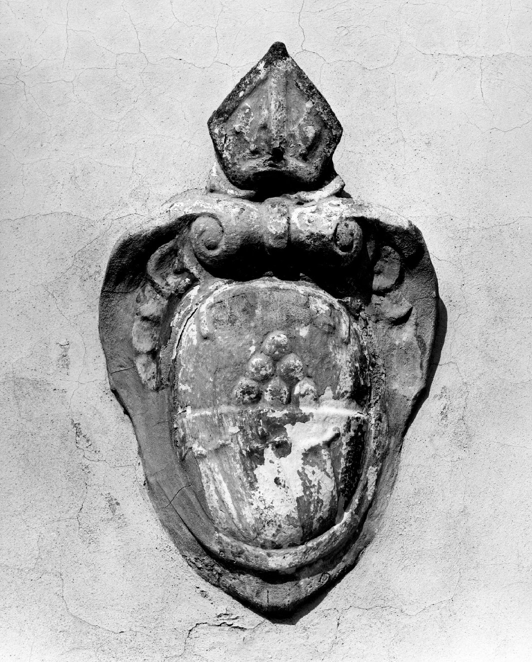 stemma (rilievo) - bottega toscana (fine/inizio secc. XVI/ XVII)