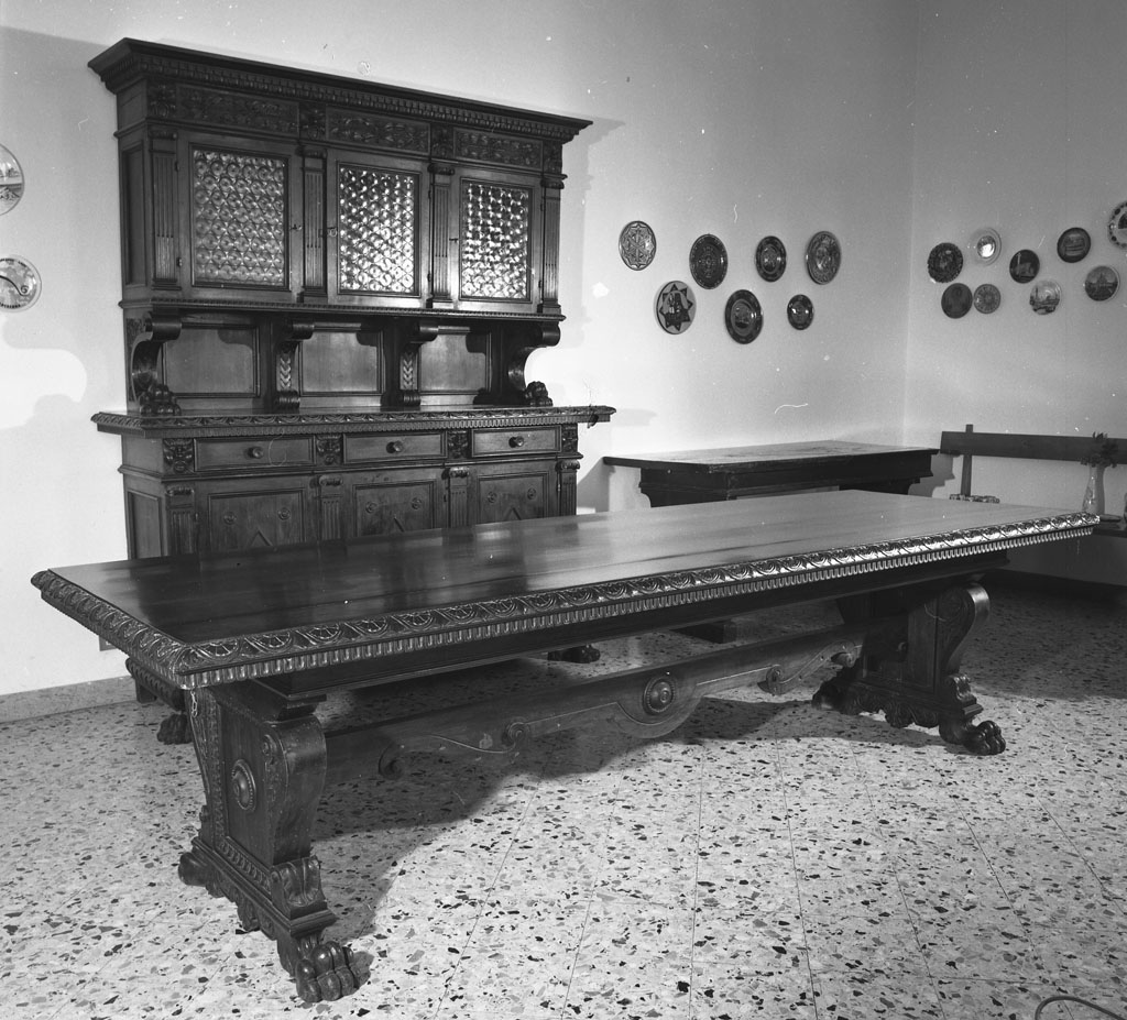 tavolo, opera isolata - bottega toscana (terzo quarto sec. XIX)