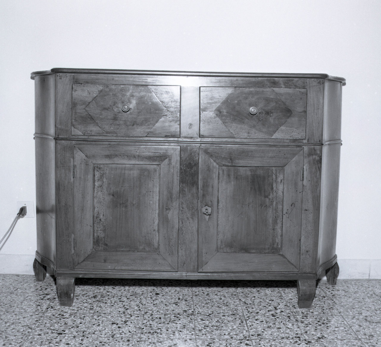 credenza - bottega toscana (sec. XVIII)