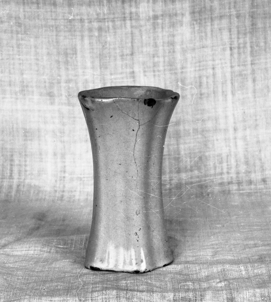 vaso, opera isolata - manifattura di Catrosse (seconda metà sec. XIX)