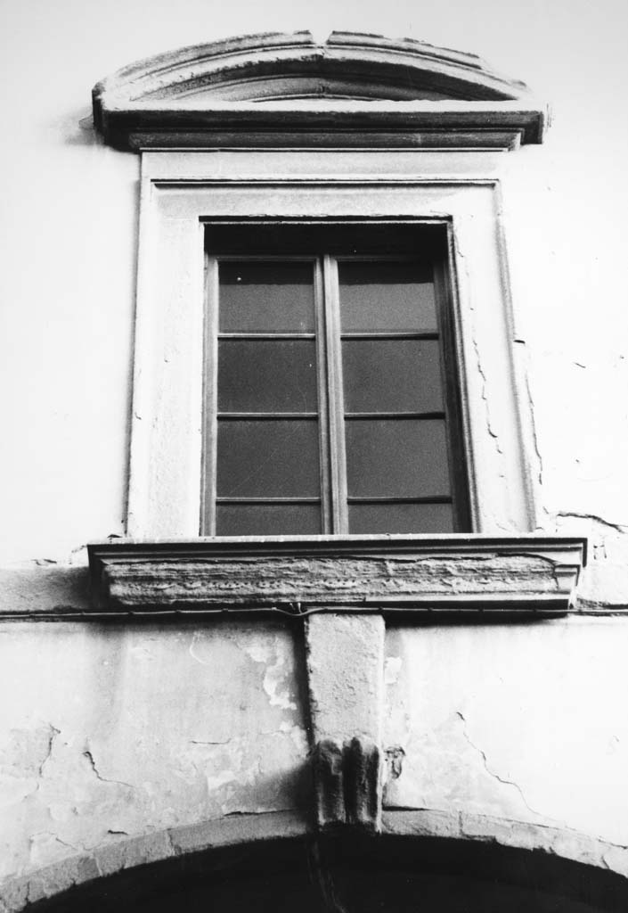 finestra di Parigi Alfonso I, Bertacchi Sano (sec. XVI)