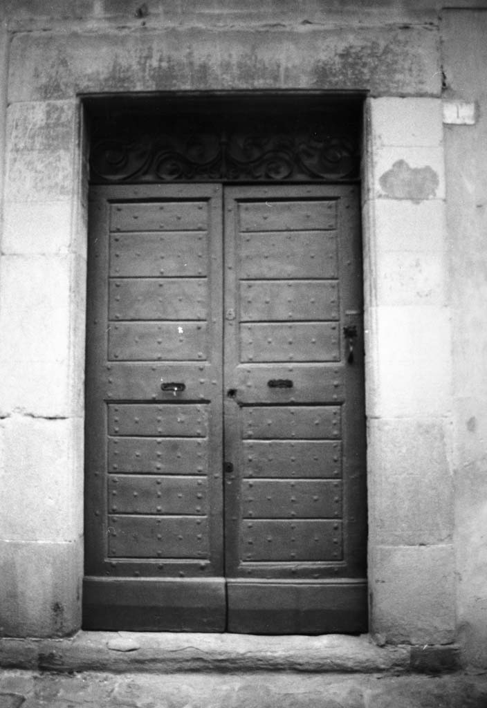 portale di Parigi Alfonso I, Bertacchi Sano (sec. XVII)