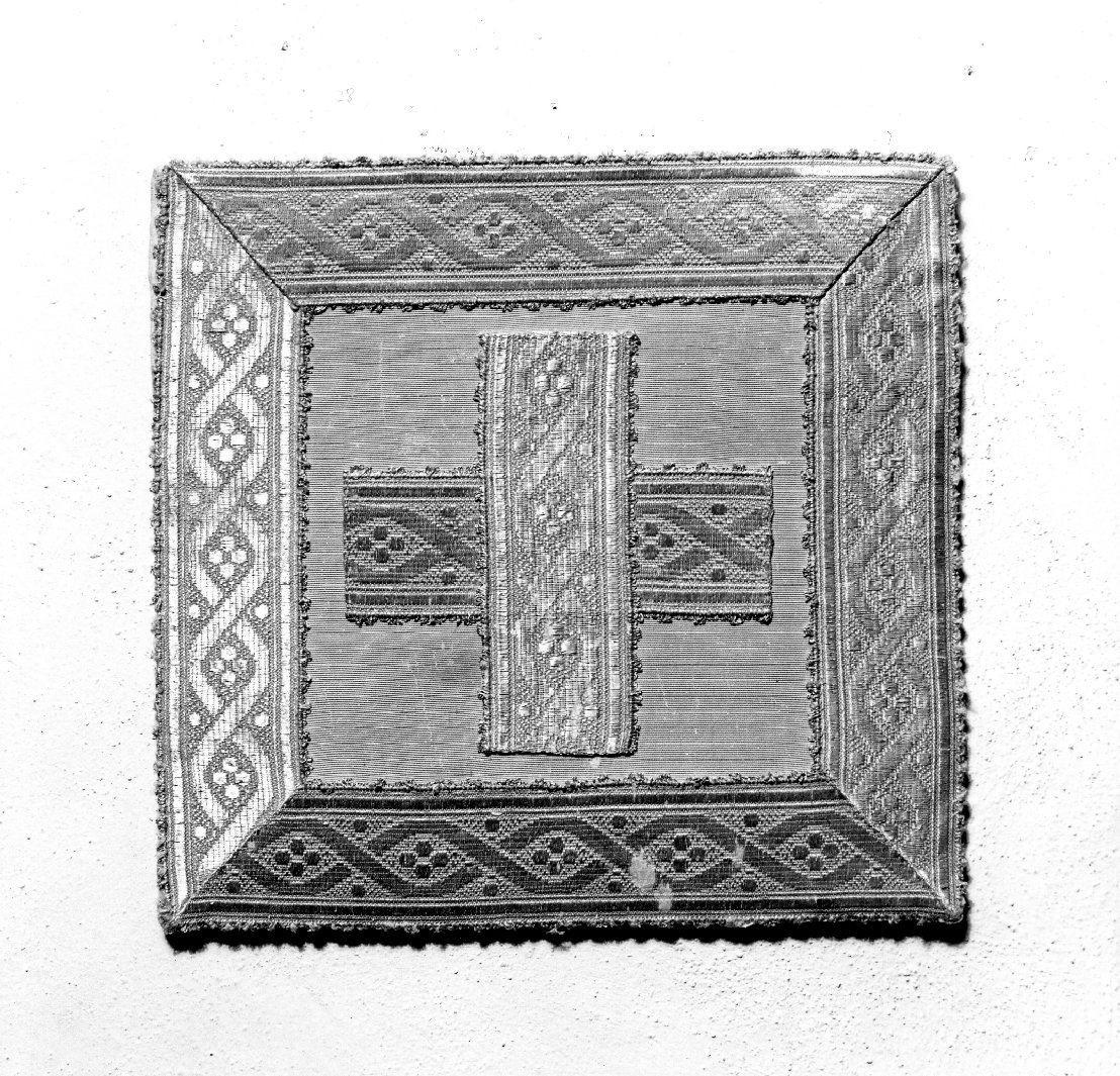 borsa del corporale, elemento d'insieme - manifattura toscana (sec. XIX)