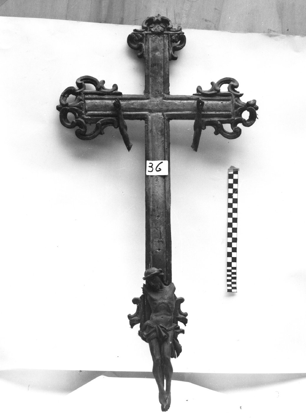 croce processionale - bottega toscana (prima metà sec. XVIII)