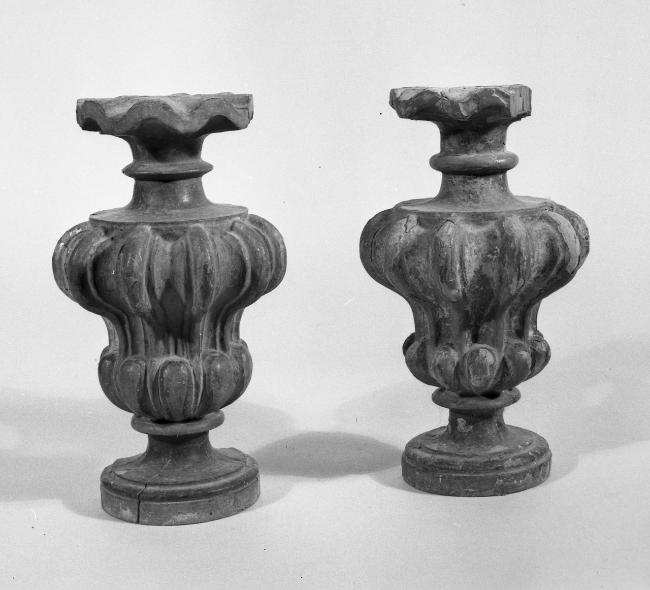 candeliere, serie - bottega toscana (prima metà sec. XVIII)