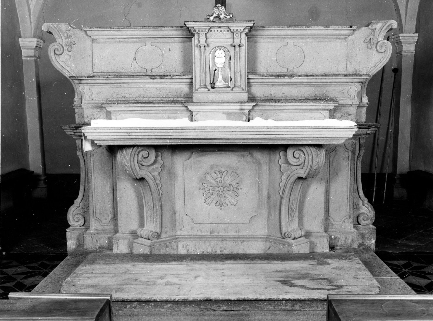 altare maggiore, insieme - bottega toscana (secc. XVIII/ XIX)