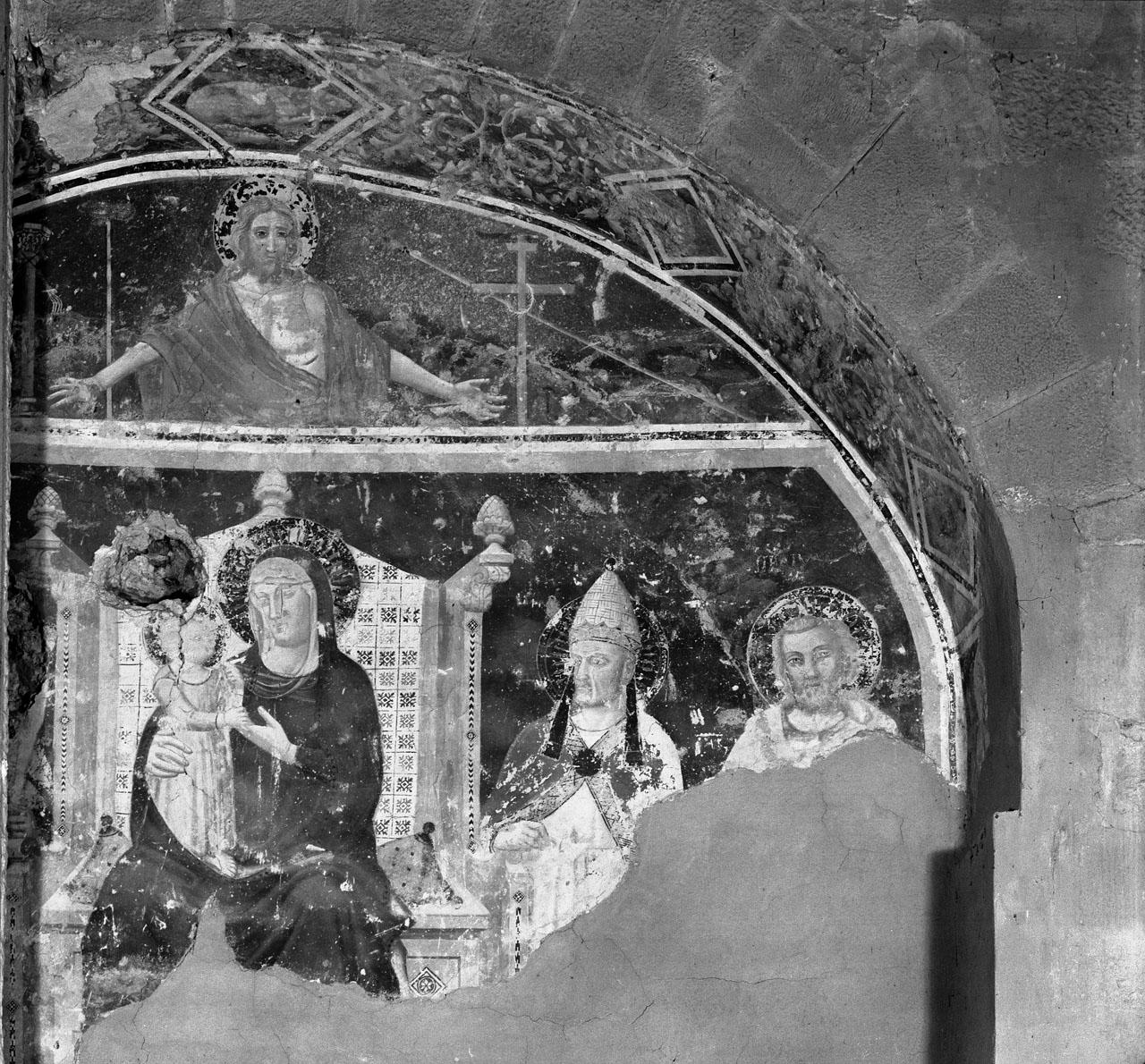 Madonna con Bambino e altri personaggi (dipinto) di Buonamico di Martino detto Buffalmacco (attribuito) (prima metà sec. XIV)