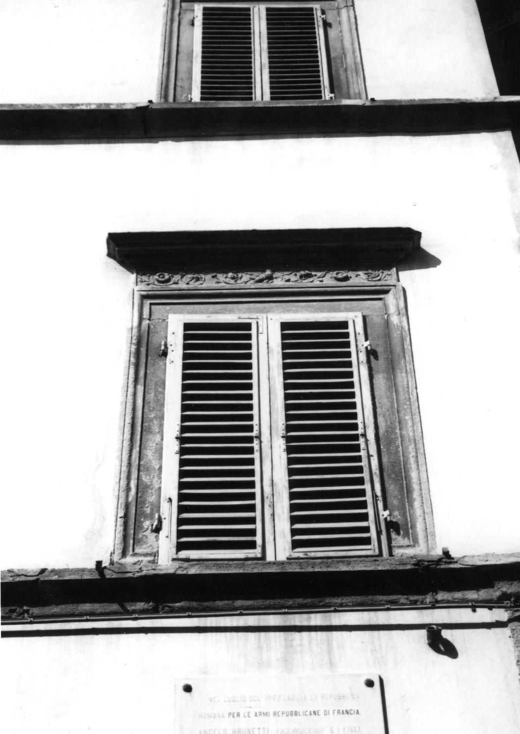 architrave di finestra, serie - ambito toscano (sec. XIX)