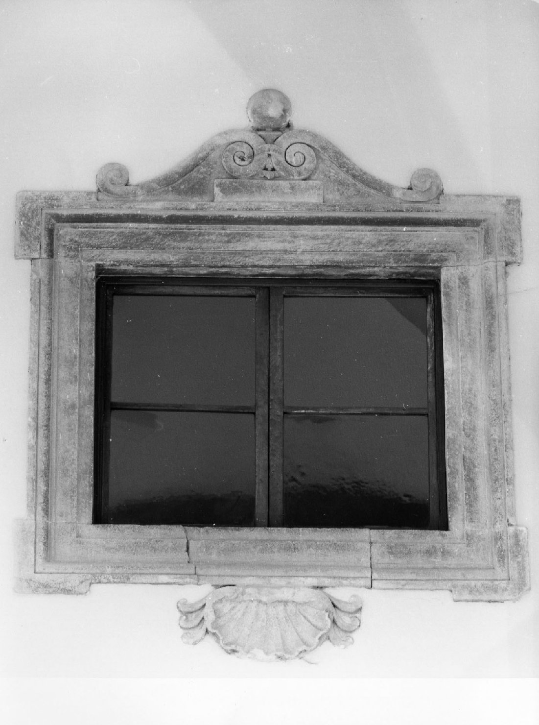 finestra, serie - bottega toscana (inizio sec. XVII)