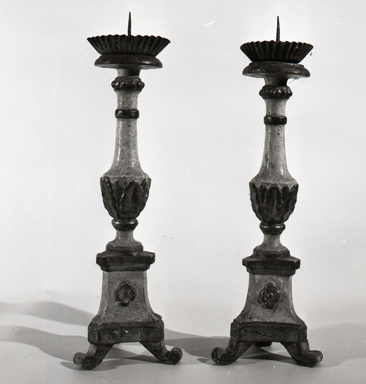 candeliere d'altare, serie - manifattura toscana (prima metà sec. XIX)