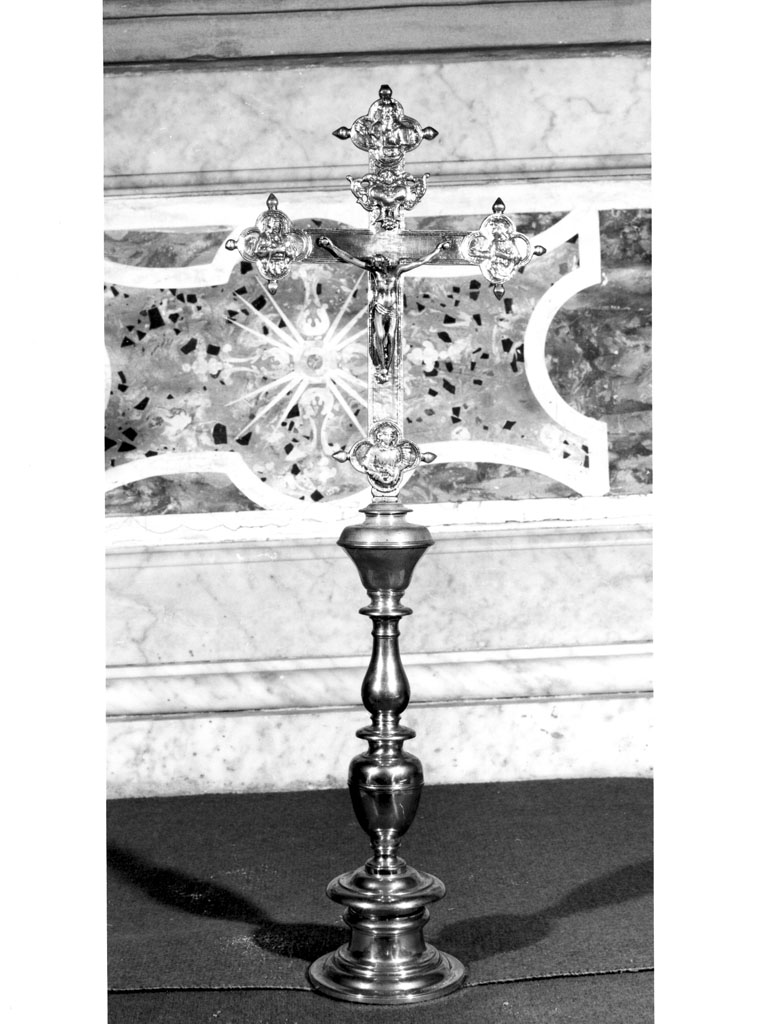 croce d'altare, opera isolata - bottega aretina (fine/inizio secc. XVIII/ XIX)