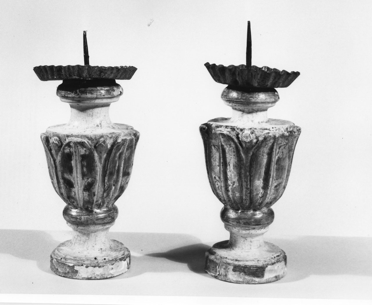 candeliere d'altare, coppia - bottega toscana (sec. XVIII)