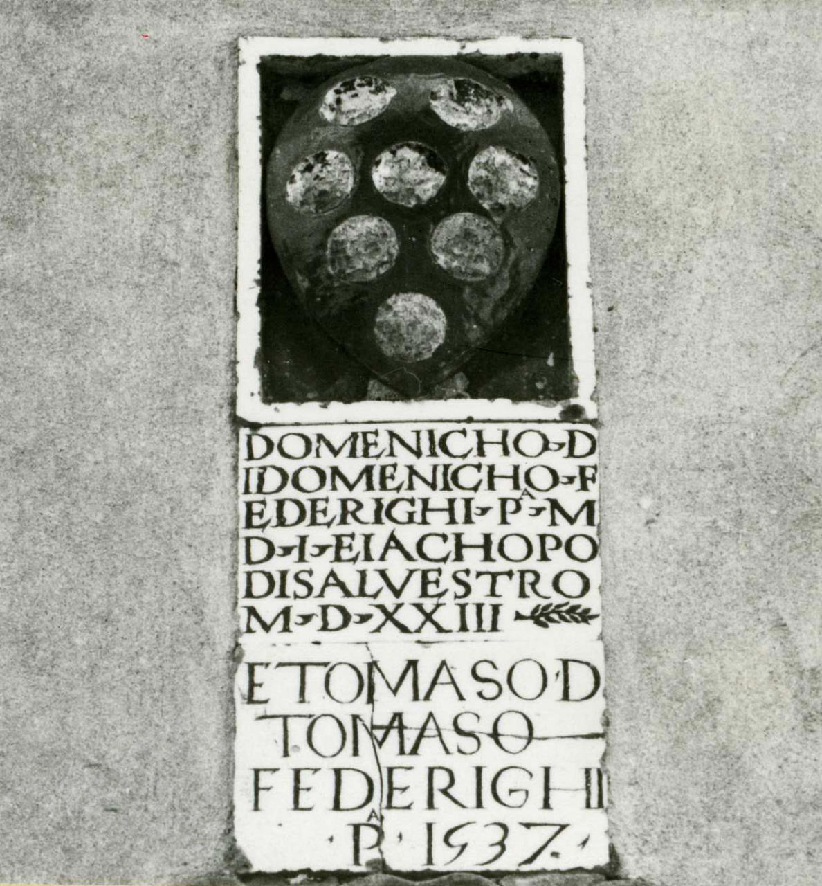 stemma gentilizio della famiglia Federighi (rilievo) - manifattura toscana (sec. XVI, sec. XVI)