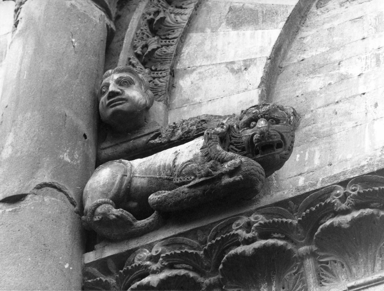 leoni (scultura, coppia) di Gruamonte (bottega) (terzo quarto sec. XII)