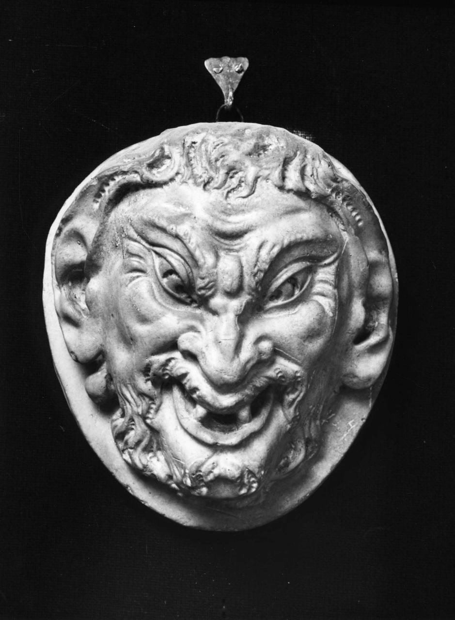 mascherone (rilievo) di Lelli Oronzio (ultimo quarto sec. XIX)