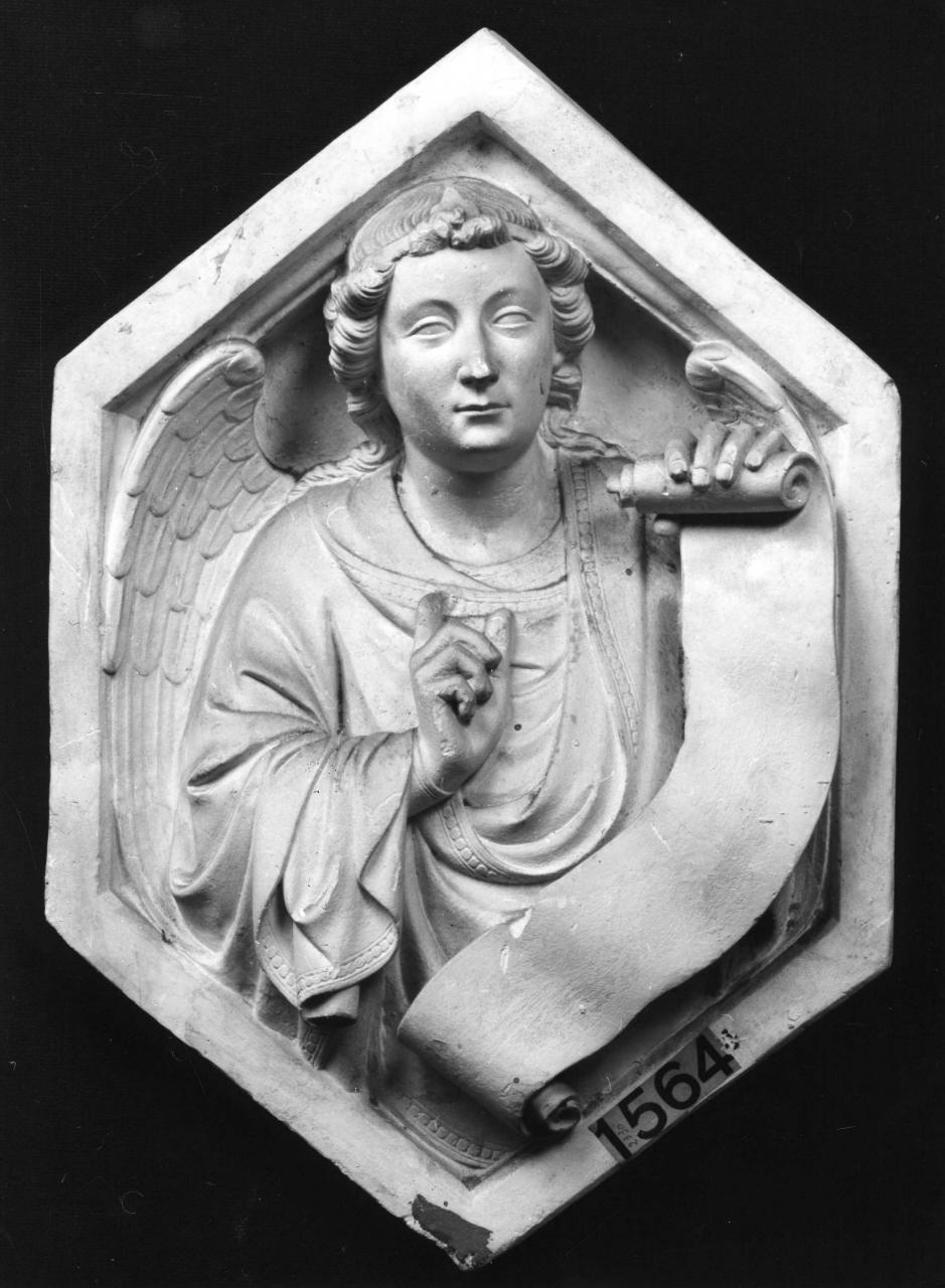 angelo con cartiglio (rilievo) di Lelli Luigi (bottega) (secc. XIX/ XX)