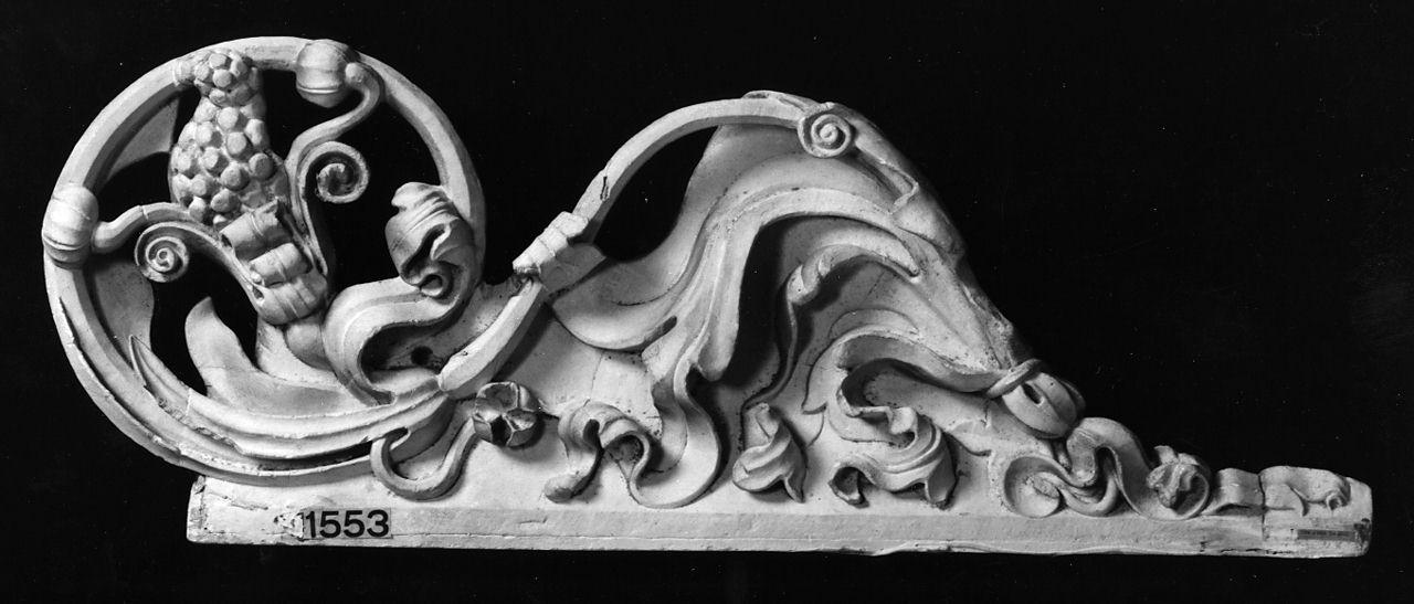 motivi decorativi vegetali (rilievo) di Lelli Giuseppe (bottega) (sec. XIX)