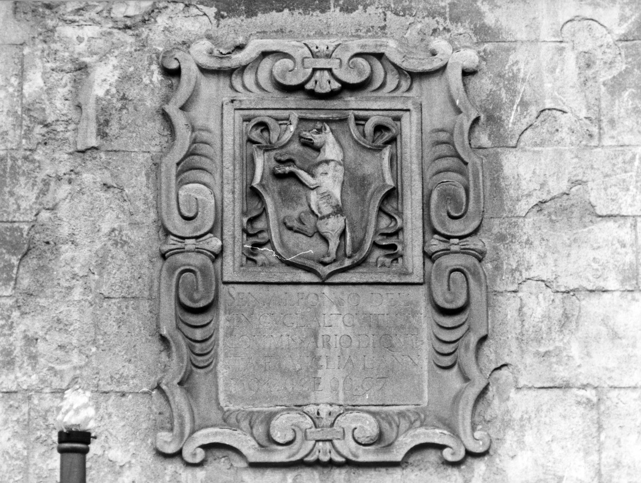 stemma gentilizio della famiglia Altoviti (rilievo) - manifattura pistoiese (sec. XVII)