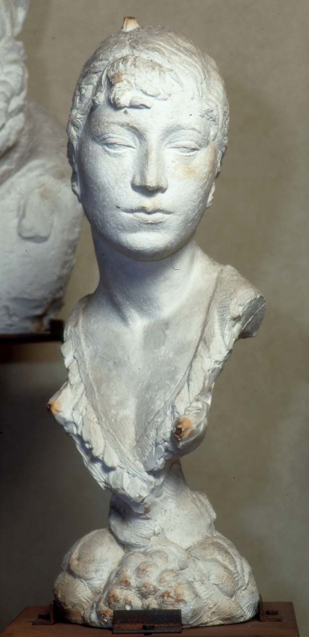ritratto di Margherita Carpi (busto) di Andreotti Libero (sec. XX)