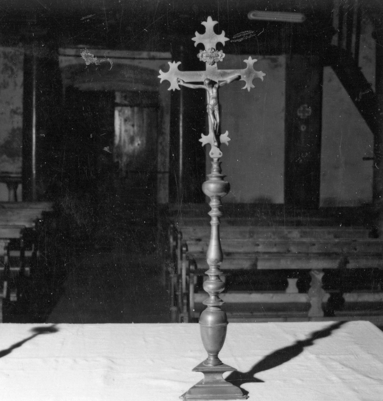 Cristo crocifisso (croce processionale) - bottega toscana (sec. XVIII)