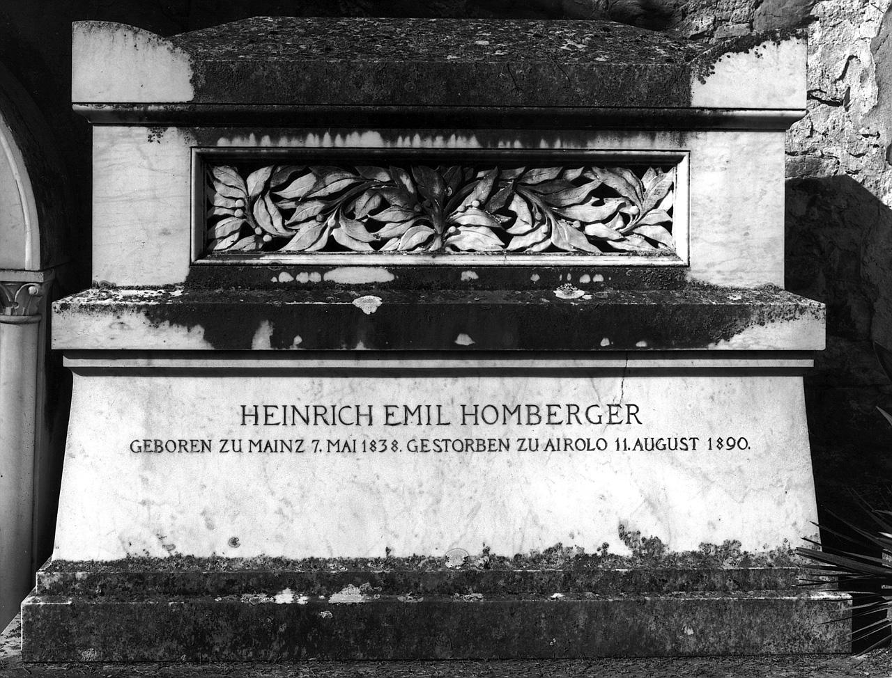 monumento funebre - a sarcofago di Von Hildebrand Adolf (sec. XIX)