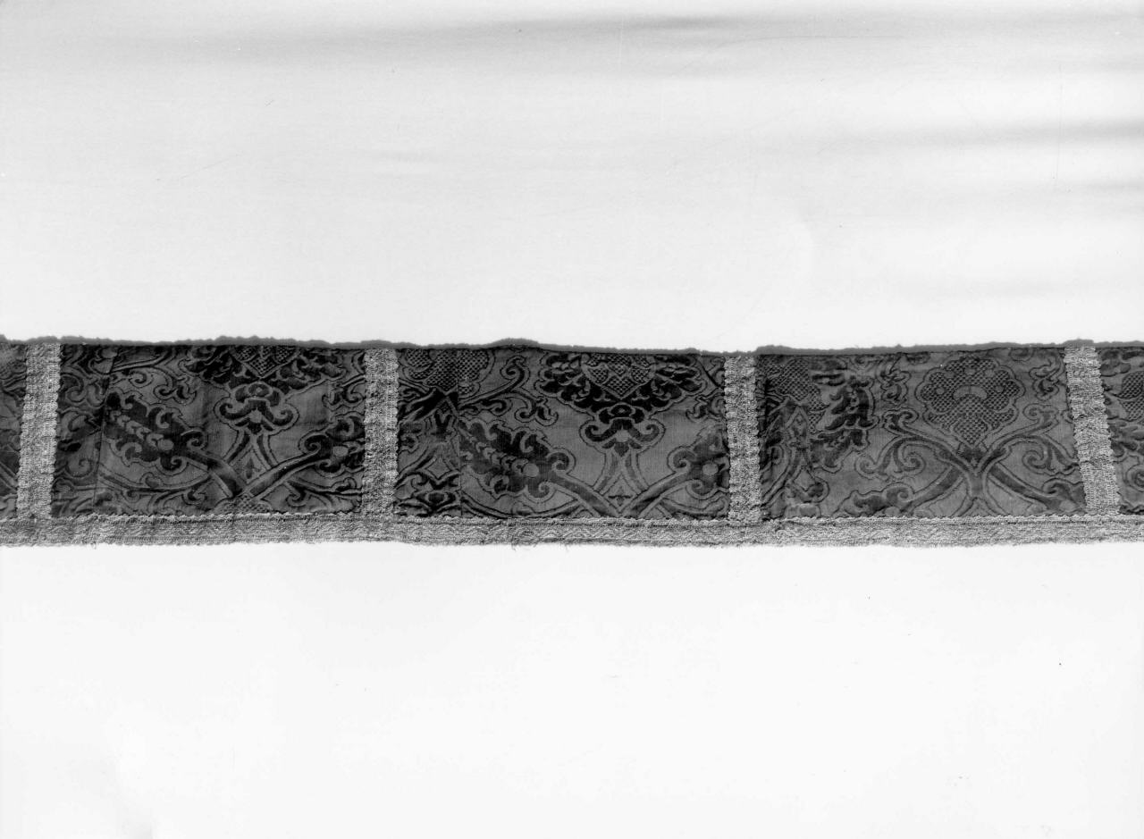 cortina, frammento - manifattura fiorentina (seconda metà sec. XVI)