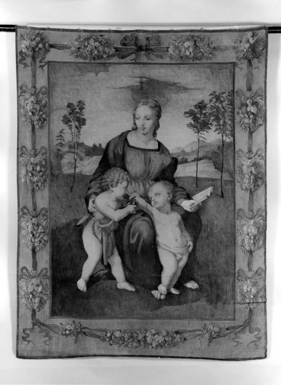 Madonna con Bambino e San Giovannino (cortina) - ambito italiano (prima metà sec. XX)