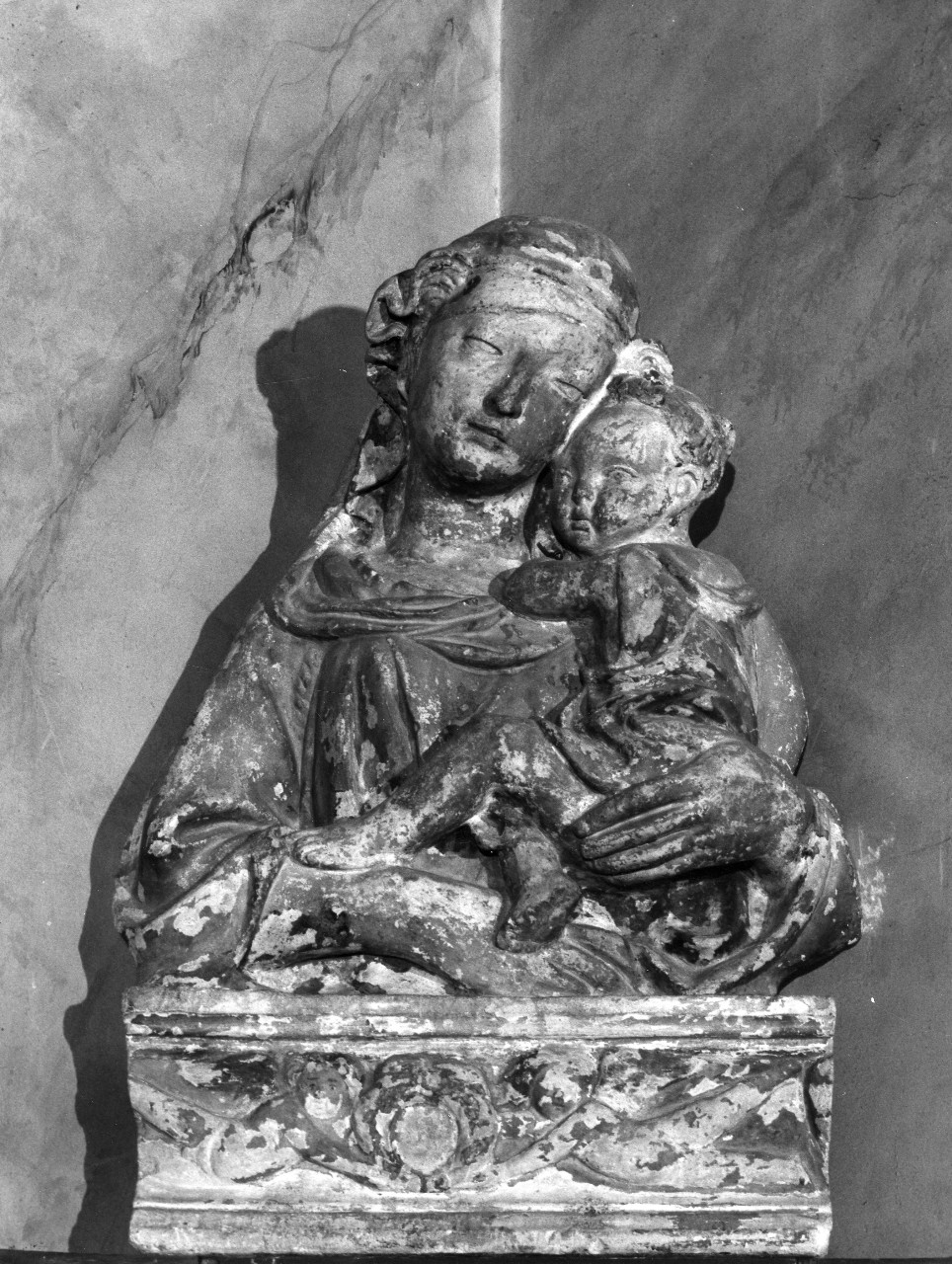 Madonna con Bambino (scultura) - ambito toscano (metà sec. XV)