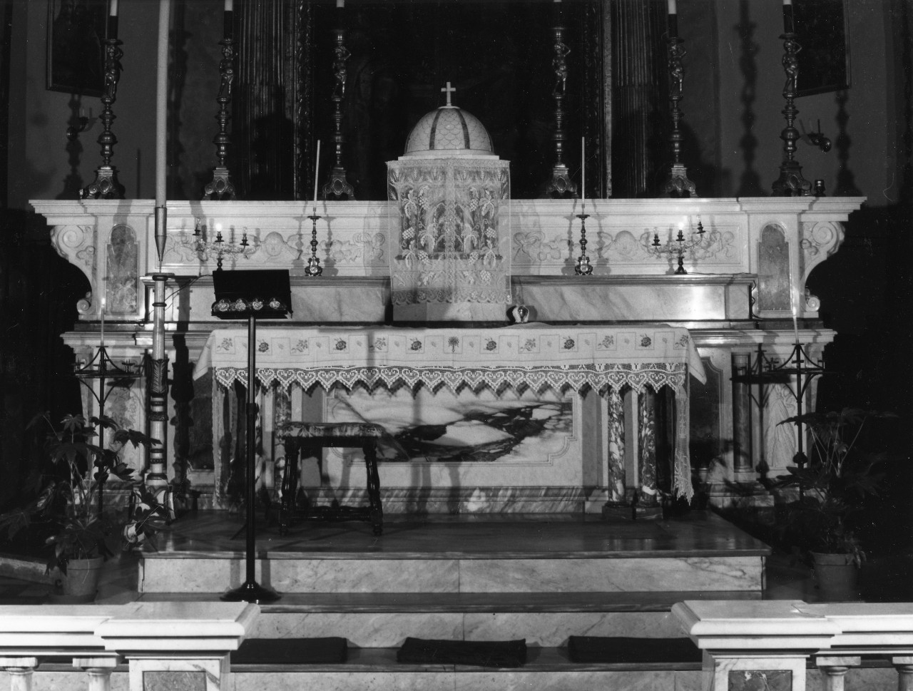 altare - bottega toscana (prima metà sec. XX)