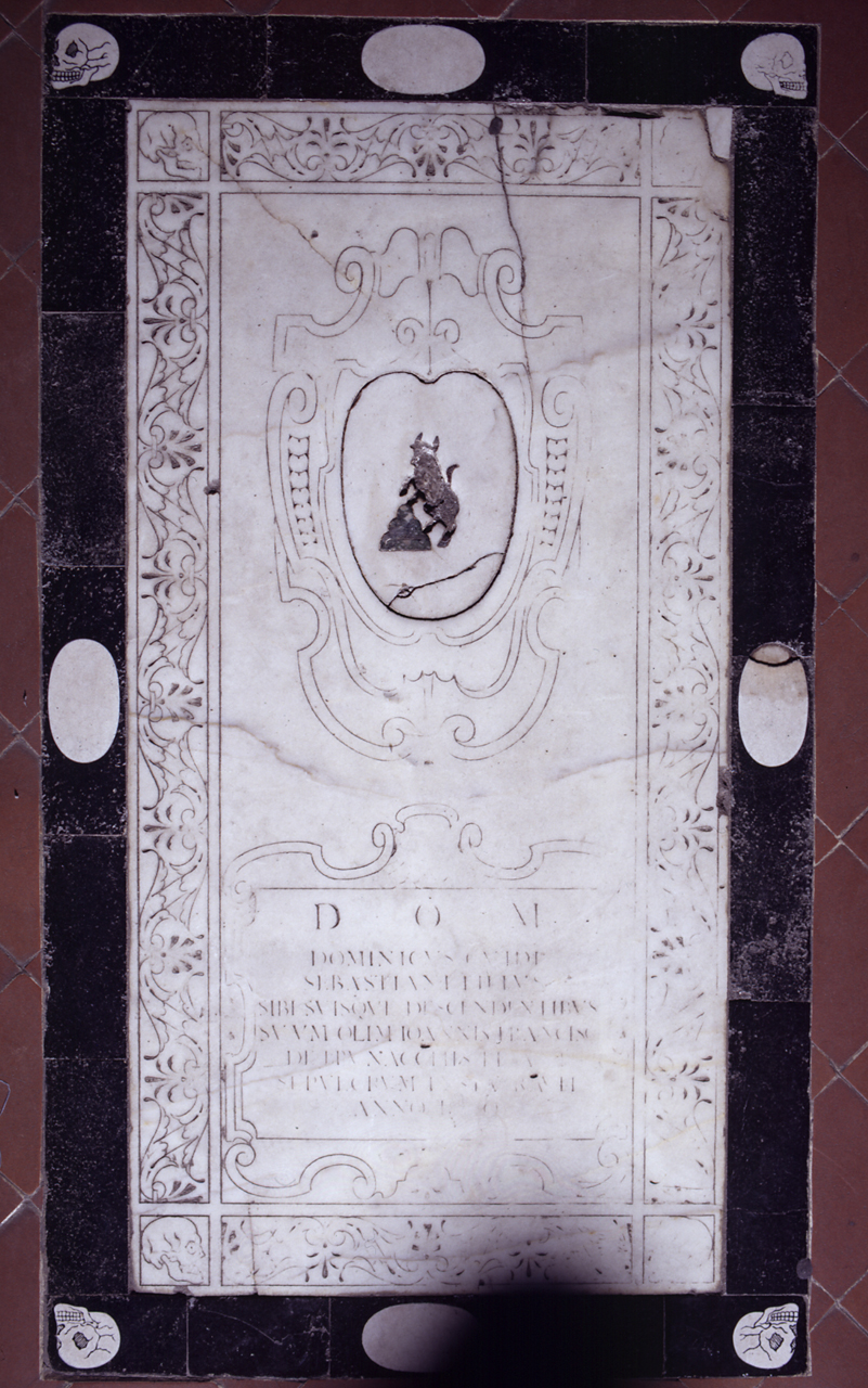 stemma gentilizio della famiglia Guidi (lastra tombale) - bottega fiorentina (sec. XVII)