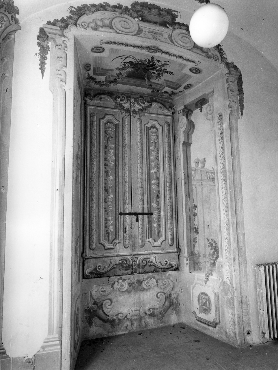motivi decorativi vegetali (imposta di finestra, serie) di Dandini Pietro (bottega) (fine sec. XVII)