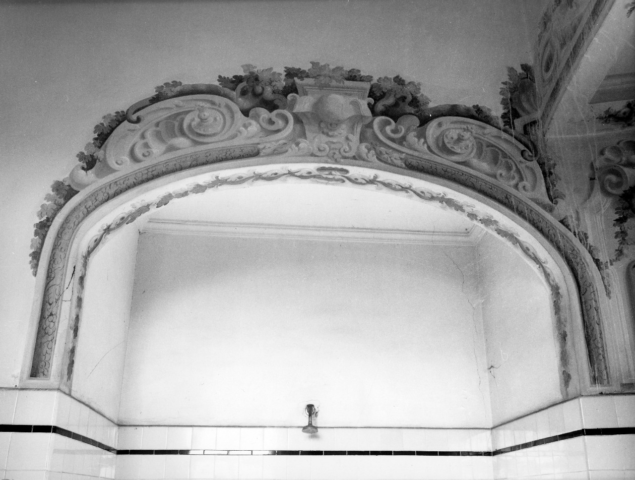 cornice architettonica con motivi decorativi (mostra di nicchia) di Dandini Pietro (bottega) (fine sec. XVII)