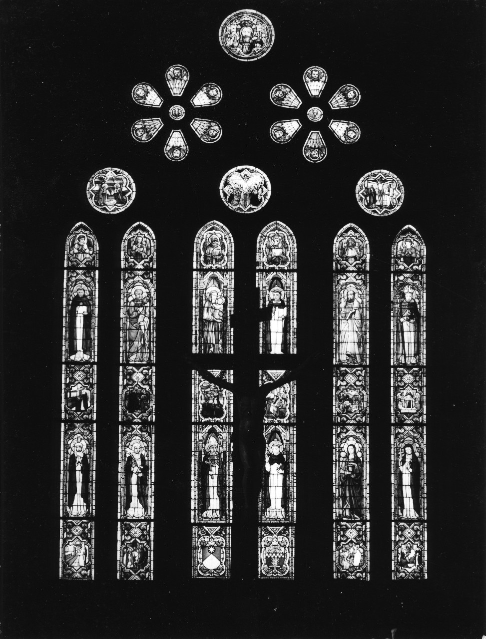 scene sacre, Santi (vetrata) di Tolleri Giuseppe (attribuito) (sec. XX)