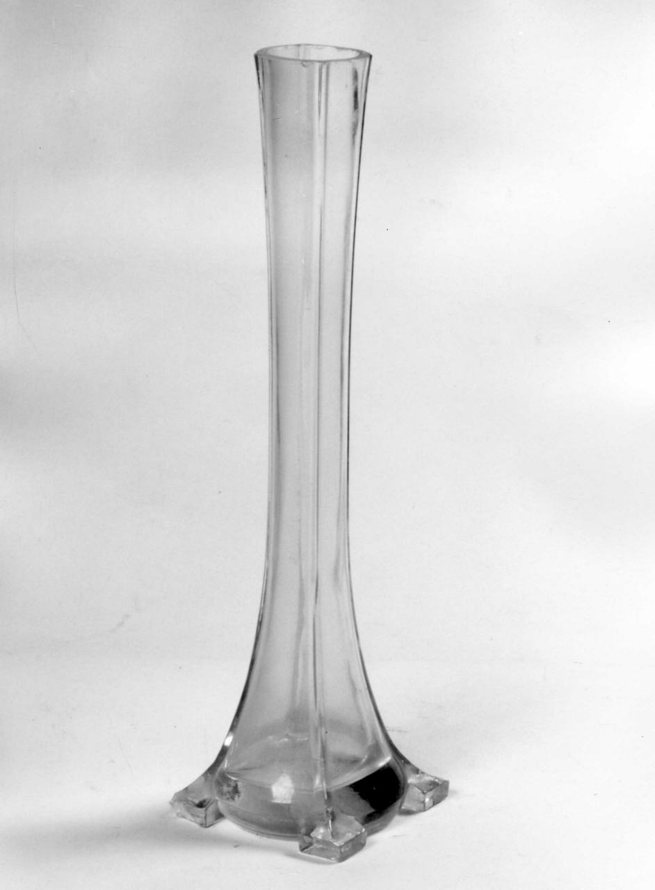 vaso da fiori - produzione toscana (primo quarto sec. XX)