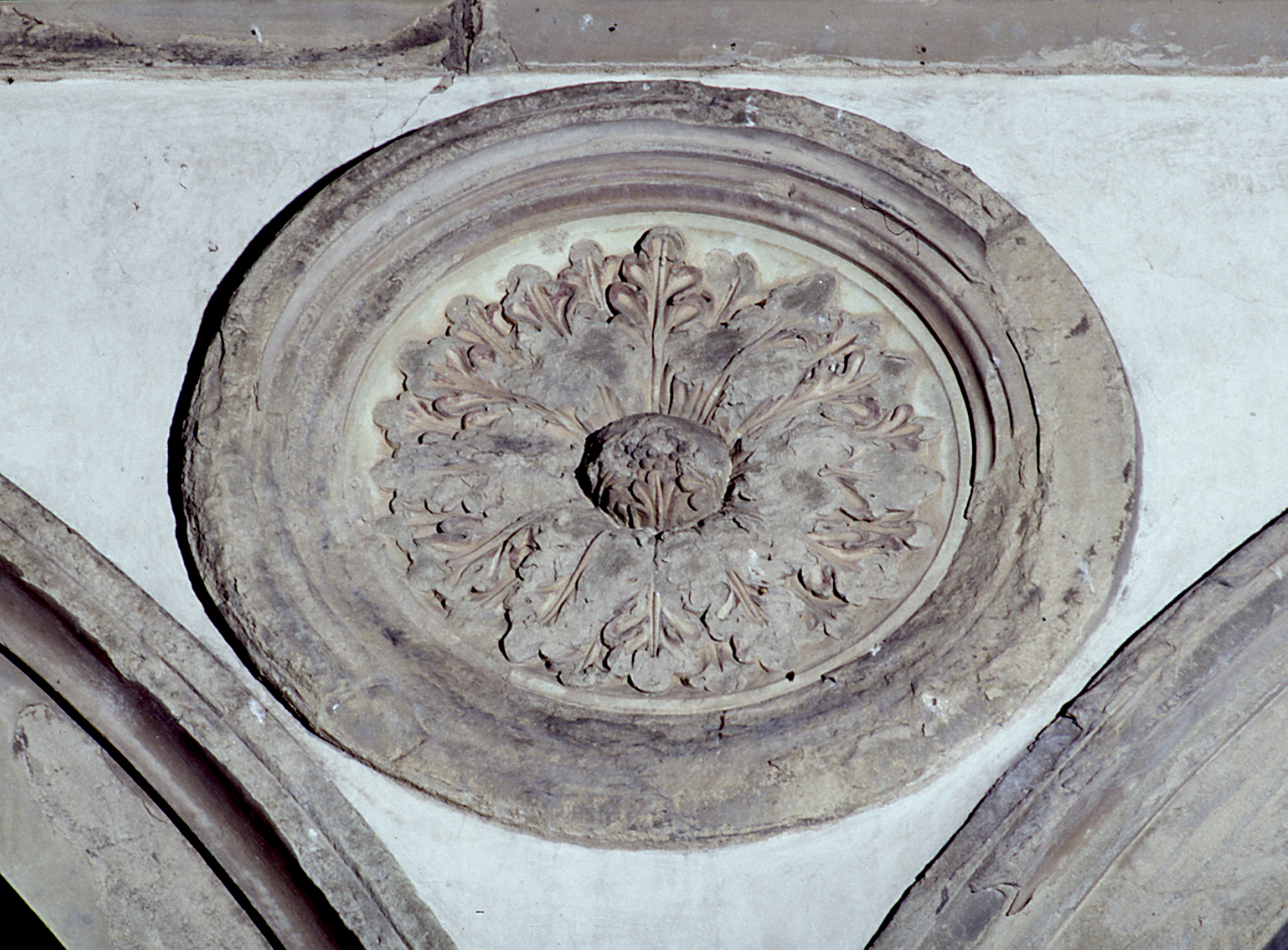 motivo decorativo a rosetta (rilievo) di Rossellino Bernardo (e aiuti) (sec. XV)