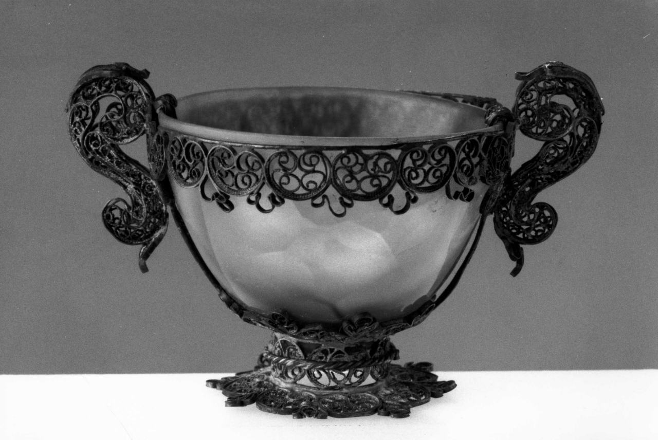 tazza - bottega fiorentina (prima metà sec. XVII)