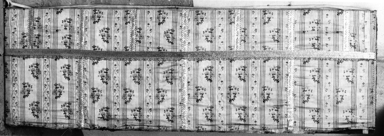 paliotto - a pannello piano - manifattura italiana (seconda metà sec. XVIII)