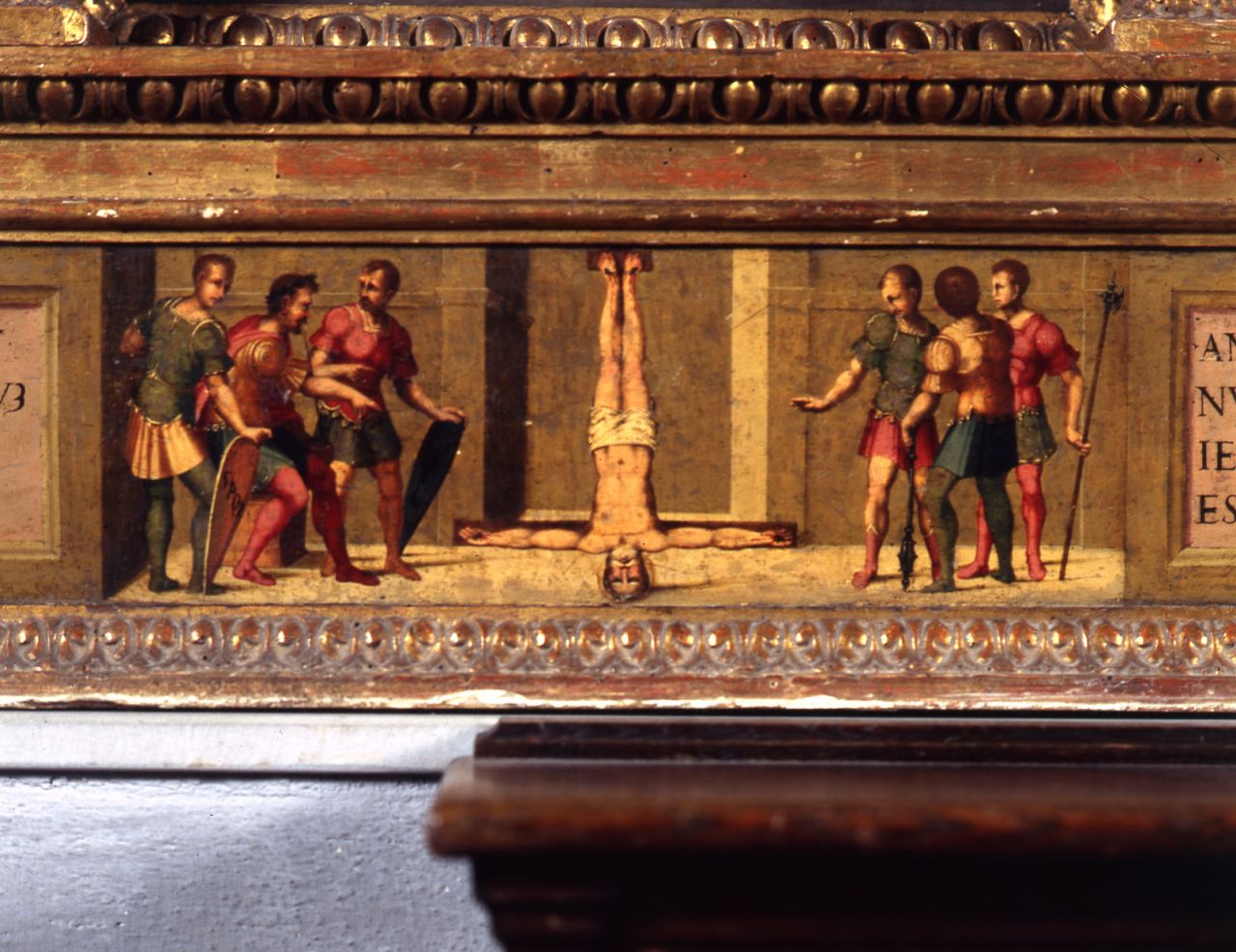crocifissione di San Pietro (dipinto) di Sogliani Giovanni Antonio (bottega) (prima metà sec. XVI)