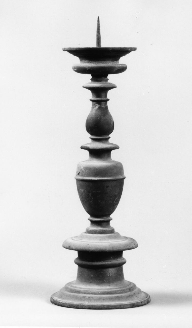 candeliere - produzione toscana (sec. XVII)