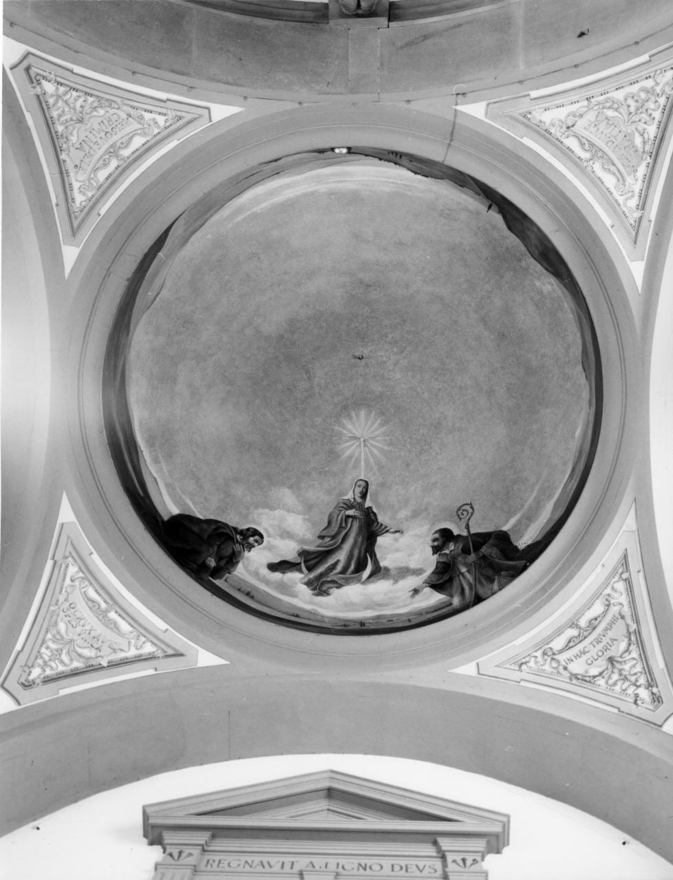 Madonna in gloria tra San Regolo e San Bartolomeo (dipinto) di Maffei Cesare (sec. XIX)