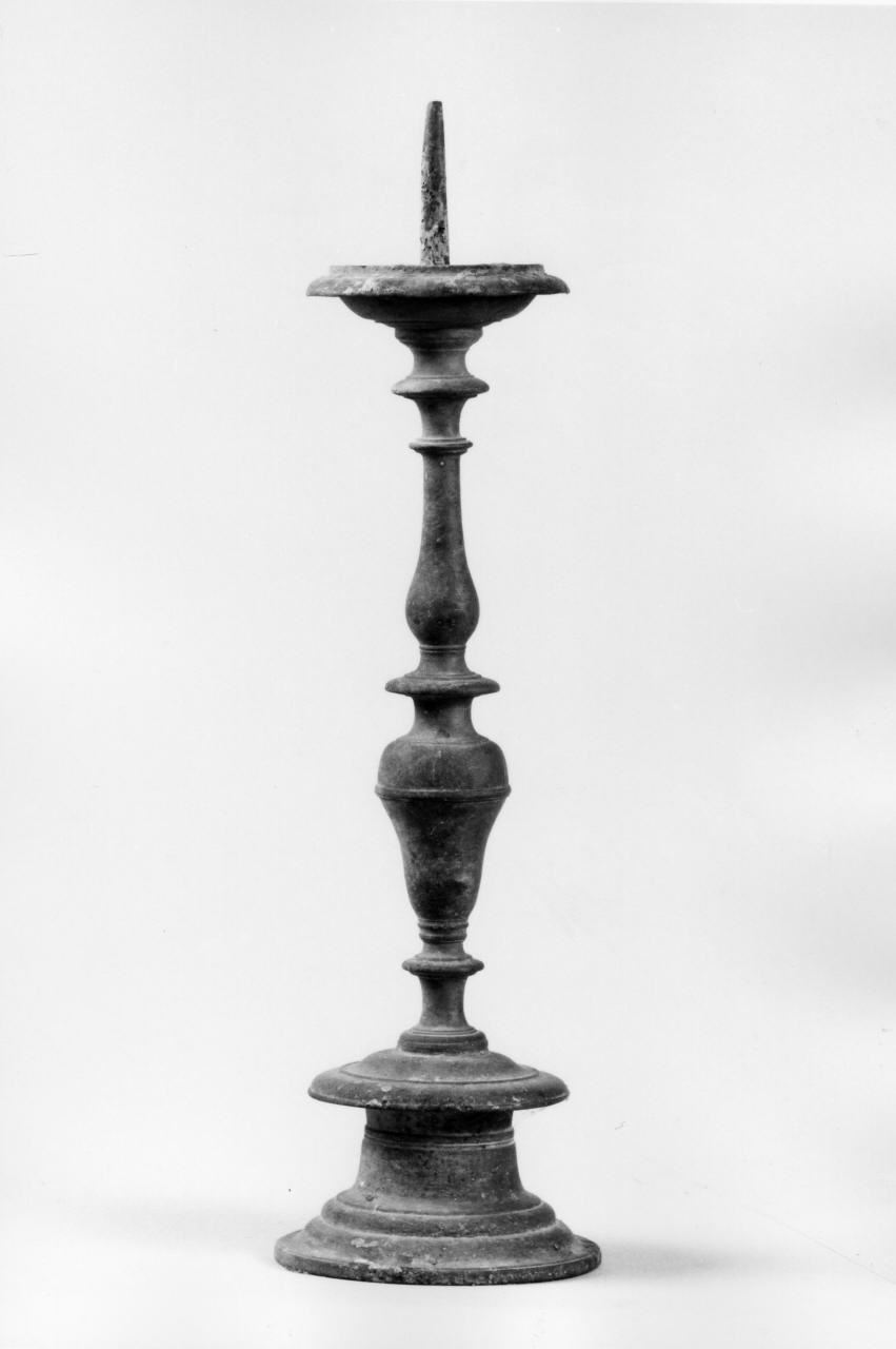candeliere - produzione toscana (sec. XVII)