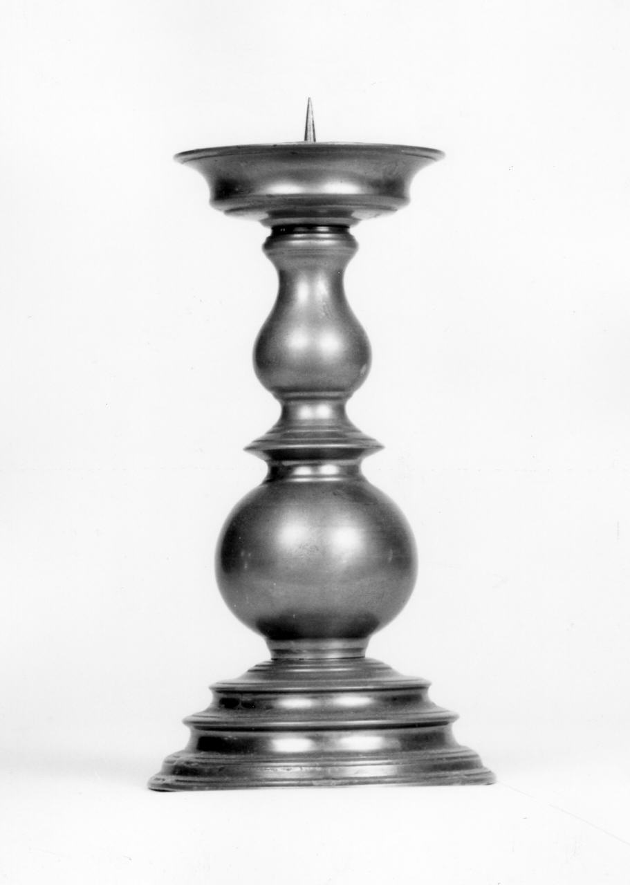 candeliere, serie - produzione toscana (seconda metà sec. XVII)
