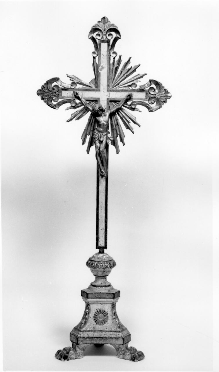 Cristo crocifisso (croce d'altare) - produzione toscana (fine/inizio secc. XVIII/ XIX)