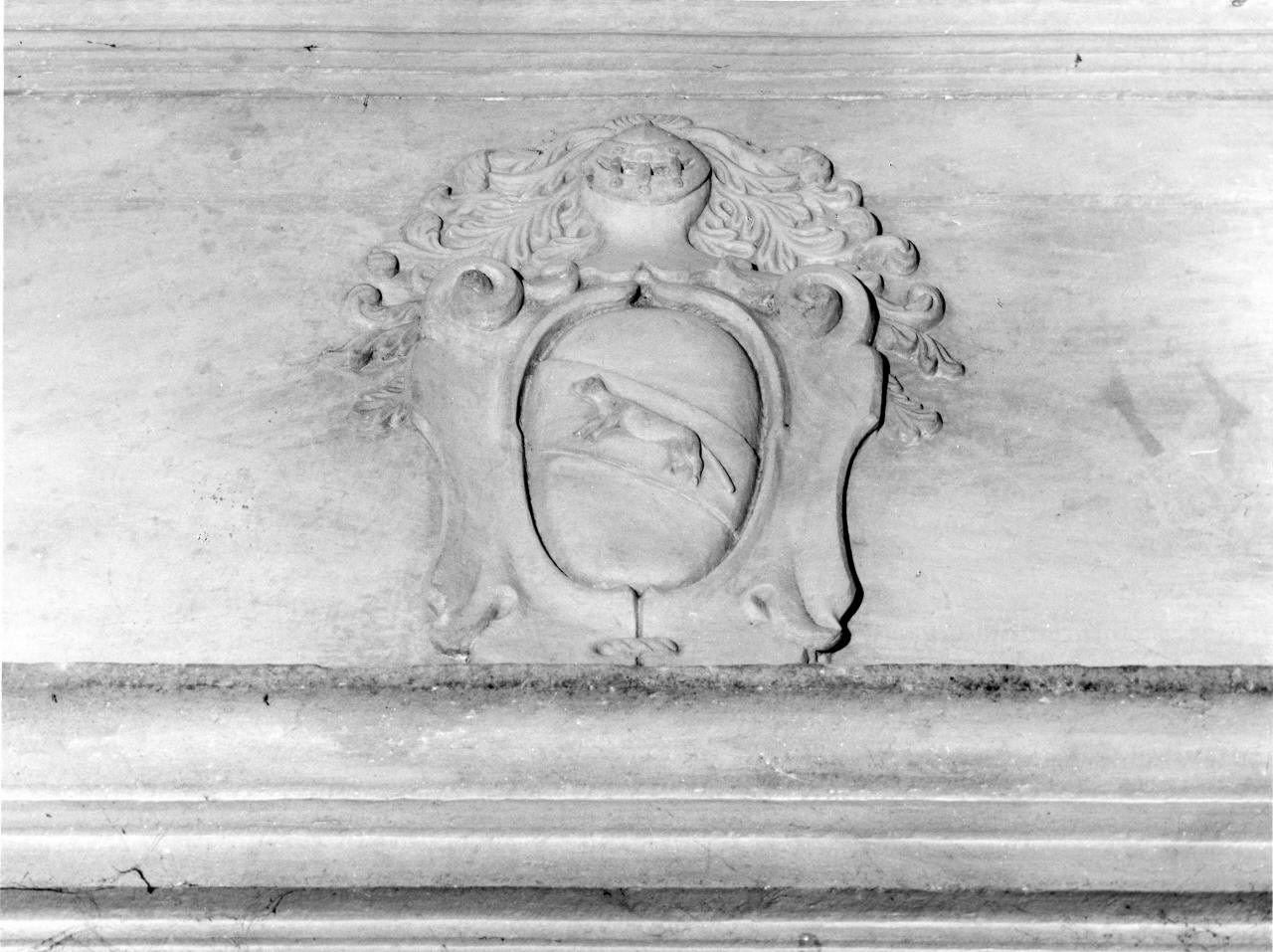 stemma gentilizio (rilievo) - produzione toscana (sec. XVII)