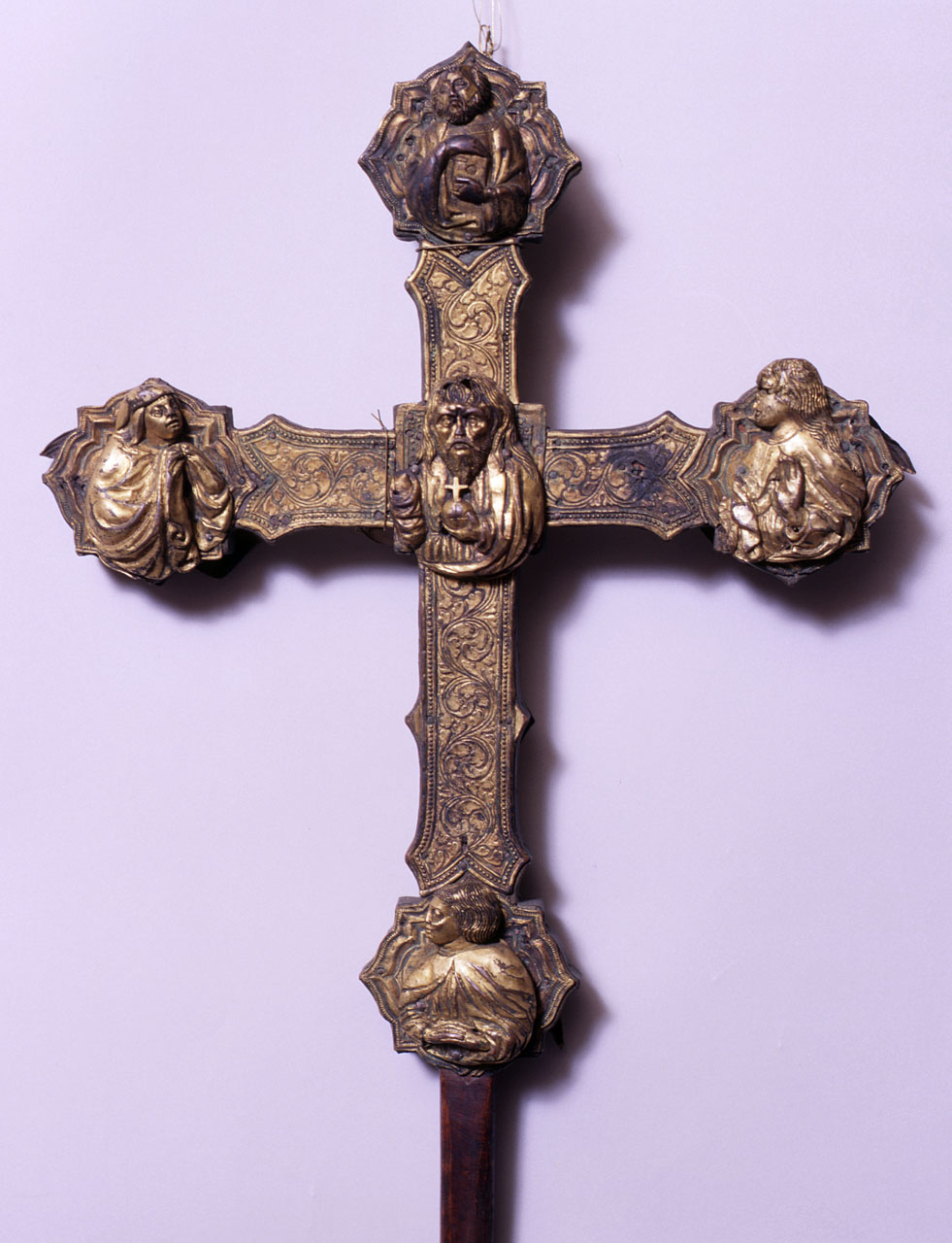 Cristo benedicente, Madonna, evangelisti (croce processionale) - bottega lombarda (sec. XV)