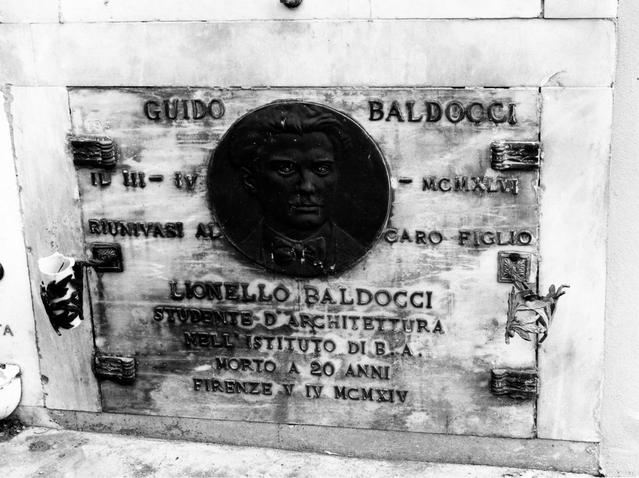 ritratto di Lionello Baldocci (rilievo) - bottega fiorentina (sec. XX)