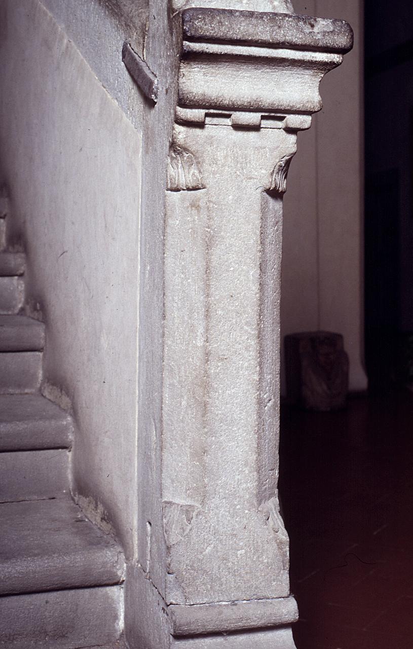 pilastrino - bottega fiorentina (sec. XIV)