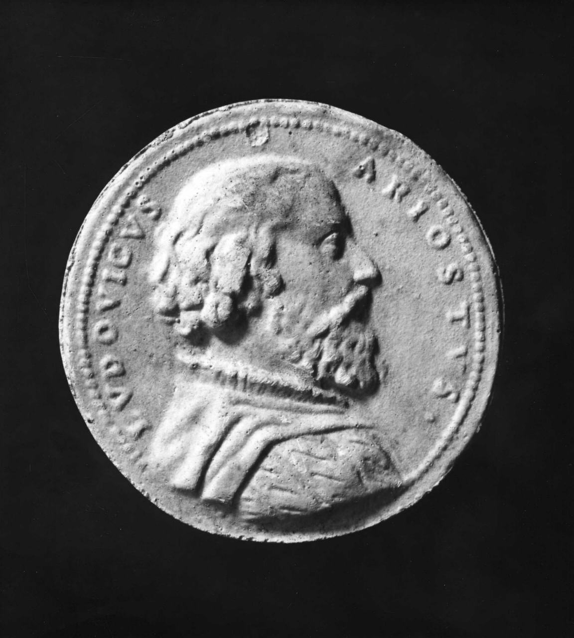 ritratto di Ludovico Ariosto (calco di medaglia) di Lelli Oronzio (bottega) (sec. XIX)