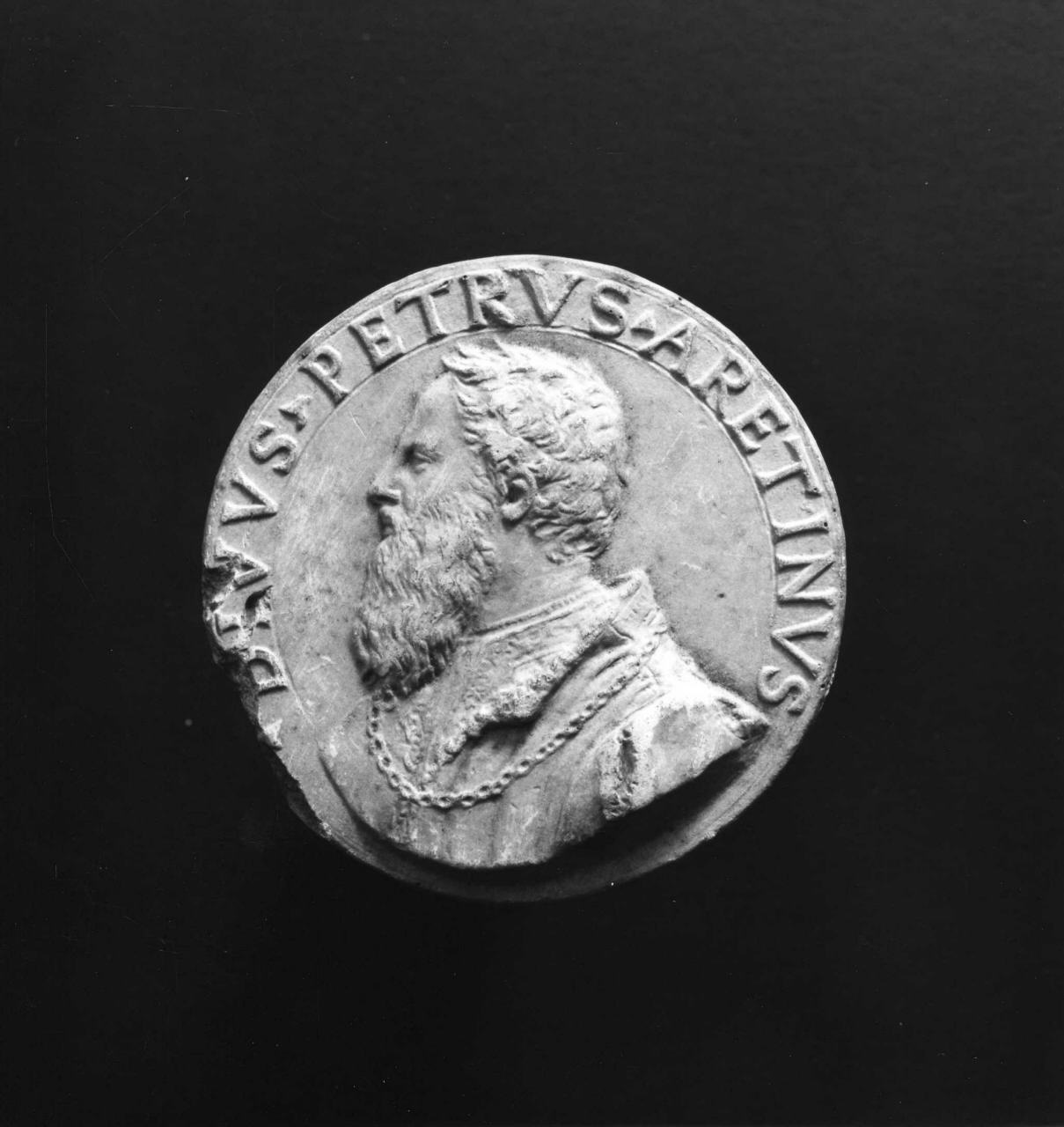 ritratto di Pietro Aretino (calco di medaglia) di Lelli Oronzio (bottega) (sec. XIX)
